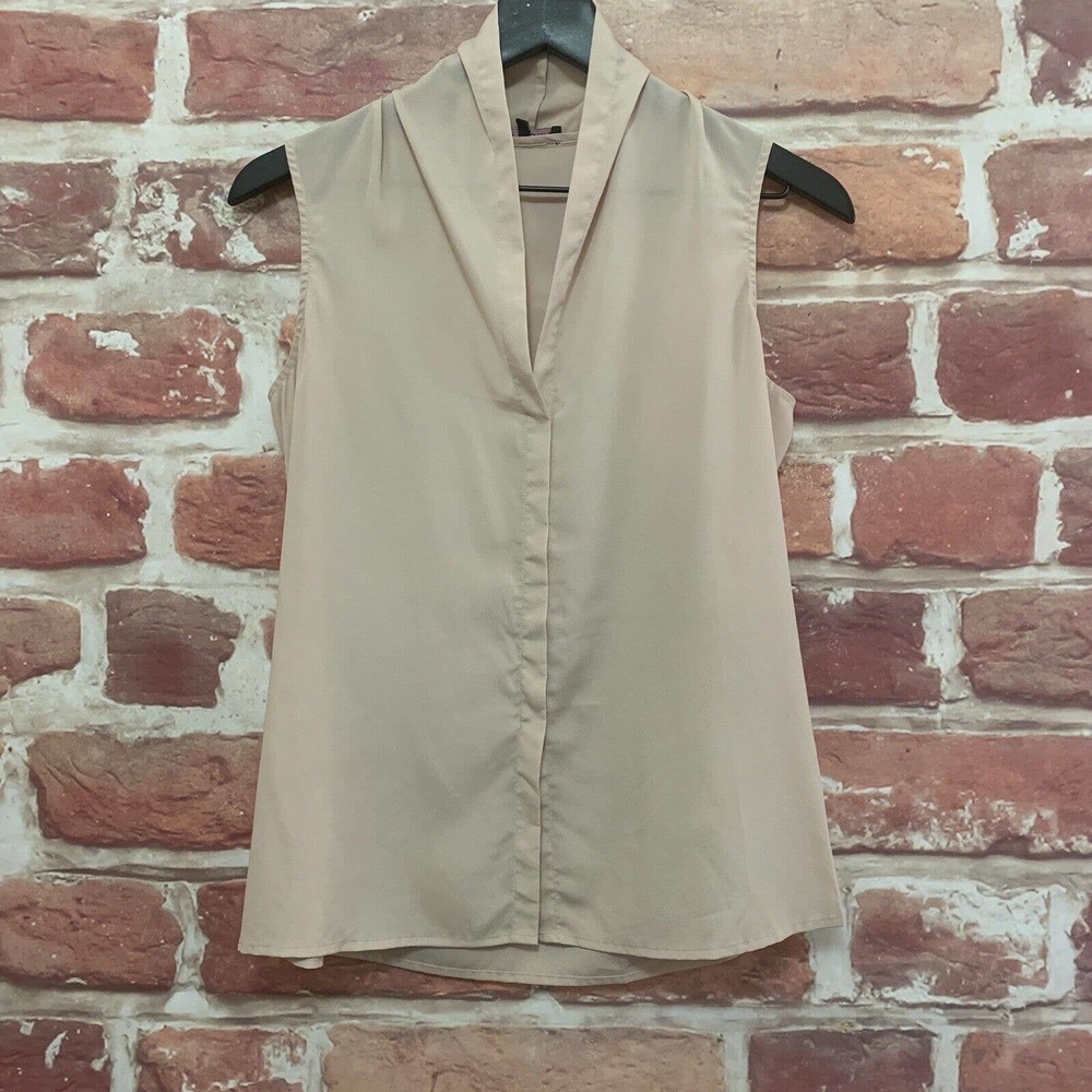 Violet & Claire Top Women's Small Tan Lightweight High Nape Blouse